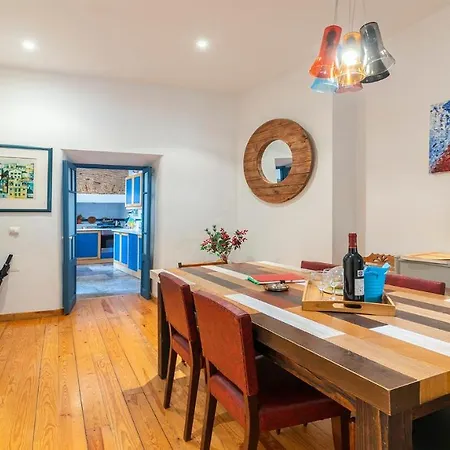 Plum Guide - The Pursuit Of Trivia Appartement *