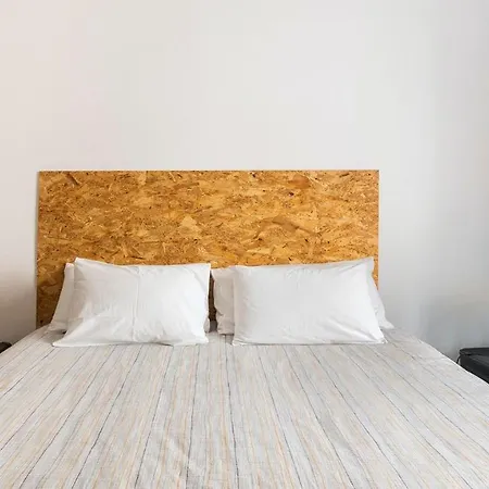 Appartement Plum Guide - The Pursuit Of Trivia Lissabon