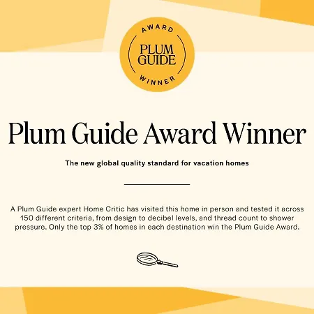 Plum Guide - The Pursuit Of Trivia Appartamento